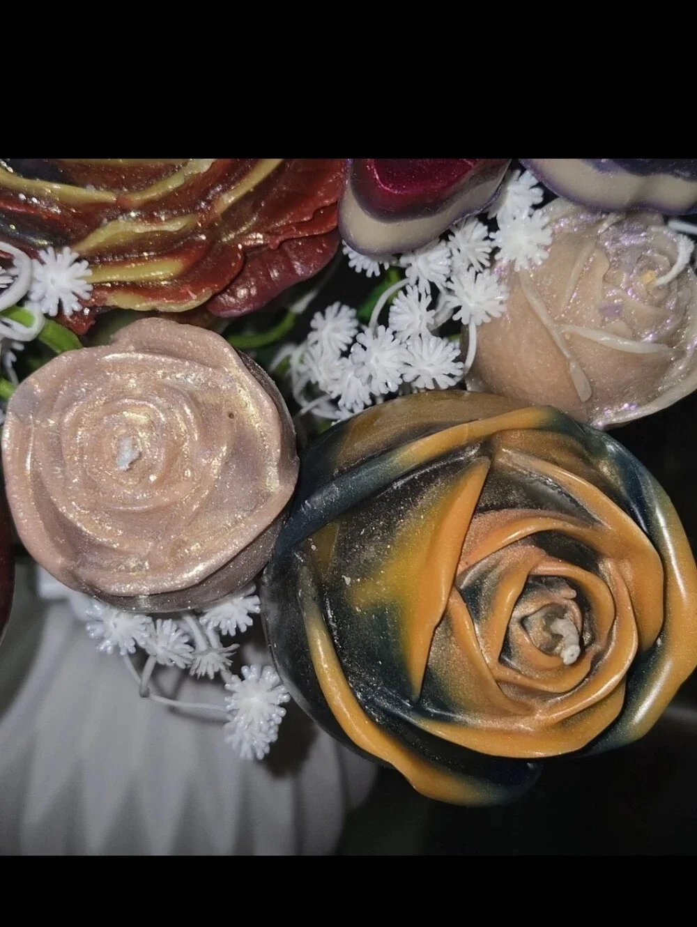 Stunning Realistic 16 Wax Rose Candles + Bonus Butterfly Bouquet Awesome Gift